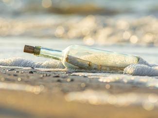 Les bouteilles à la mer : quand un objet...