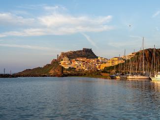 Castelsardo, sentinelle de pierre sur les...