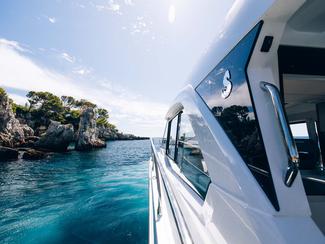 Beneteau revoit son organisation aux États...