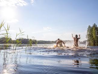 #CoulePasTonÉté : pourquoi une rivière calme...