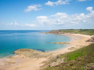 Qualité des eaux de baignade en Bretagne : un...