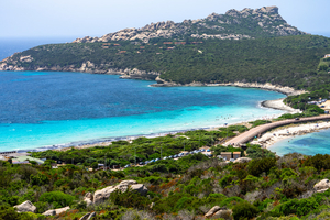 Santa Teresa di Gallura jusqu’aux rochers du Capo Testa