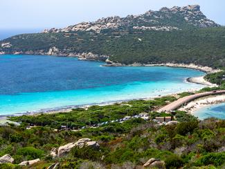 Santa Teresa di Gallura jusqu’aux rochers du...