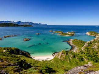 Sommarøy, l’île du bout du monde où la Norvège...