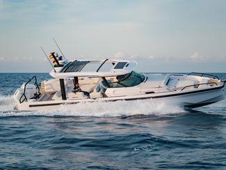 Essai Axopar 38 Sun Top : le day-boat nordique...