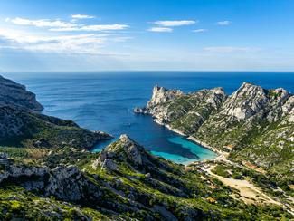 Calanques, îles, plages cultes : ces sites...