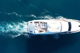 Croisière à moteur : le grand match entre silence, autonomie et sobriété