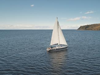 Slow travel maritime : ferries et voiliers, la...