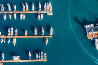 Naviguer propre : le nouveau défi des plaisanciers au long cours