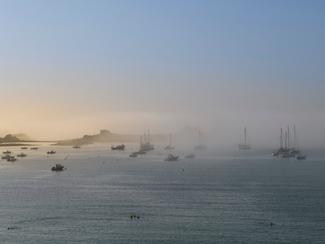 Brouillard d’été en mer : le piège invisible...