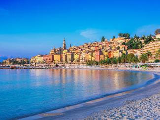 Menton en été : l’escale azuréenne qui regarde...