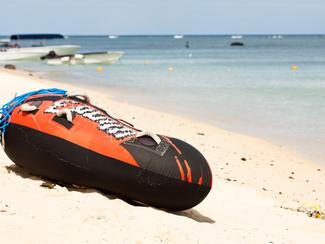 Paddle géant, banana boat, bouée tractée : les...
