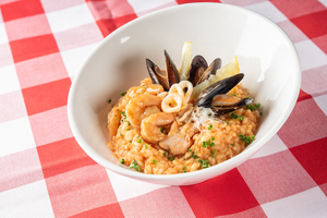 Risotto aux fruits de mer : le grand classique italien qui sublime les saveurs de la Méditerranée