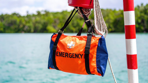 À des jours de toute côte : comment gérer une urgence médicale en mer