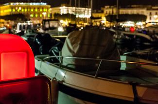 Cale, moteur, batteries : votre bateau sait-il vraiment donner l’alerte ?