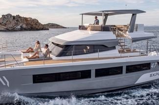Aventura Yachts muscle ses gammes avec les nouveaux 48 Voile et 47 Explorer