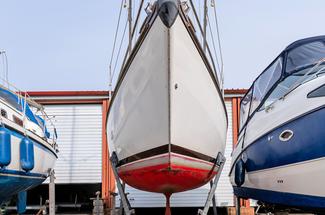 Hiverner son bateau à l’étranger : le guide pour éviter les mauvaises su...