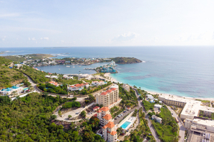 Frontière maritime entre Saint-Martin et Sint Maarten : l’accord sur Oyster Pond définitivement adopté