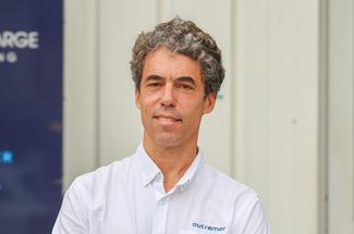 6 questions à Damien Dion, directeur d’Outremer Catamarans