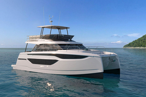 PRESTIGE M6 : le multicoque pensé comme une maison sur l’eau
