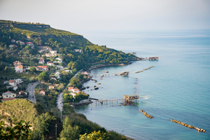 Un été sur la Côte des Trabocchi, entre baignades, vélo et patrimoine maritime