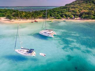 Catamaran ou monocoque : quel bateau choisir...