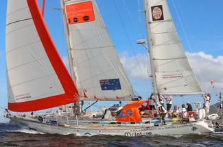 Un tour du monde en course qui recrute des équipiers…