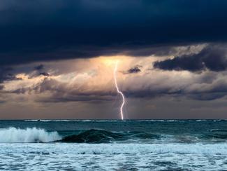 Méditerranée : avis d’orages violents en mer...