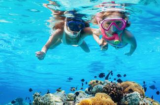 PMT en famille : en septembre, à quel âge initier les enfants au snorkel...