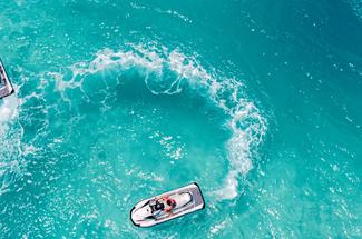 Jet-ski : le mode d’emploi indispensable pour prolonger l’été sans sorti...
