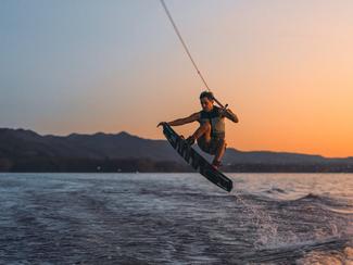 Wakesurf : en septembre, la glisse qui donne...