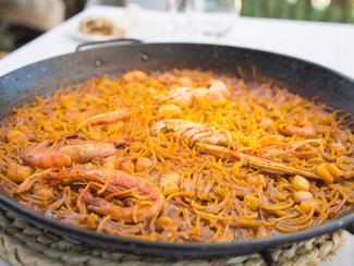 La fideuà : la « paella de vermicelles »...
