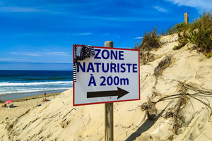 Dans la Manche, une plage interdit le naturisme après des actes d’exhibitionnisme répétés