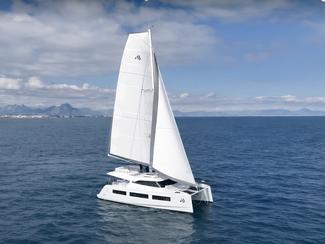 Aventura Yachts dévoile ses catamarans à...