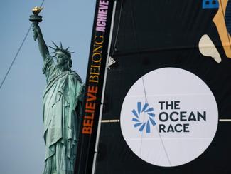La flotte de six IMOCA fait ses adieux à New...