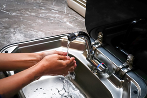 Votre eau à bord est-elle vraiment potable ?