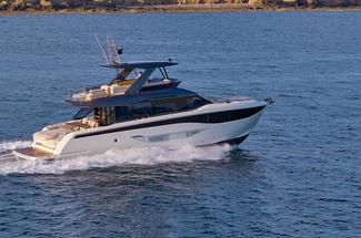 Essai Prestige F6.7 : le grand flybridge qui confirme la montée en gamme