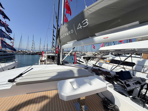 Leopard 43 : un catamaran à voile dernière génération dévoilé en première mondiale à Cannes