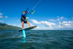 Le foil kite la discipline la plus technique de la glisse tractée et pourquoi elle fascine les riders confirmés