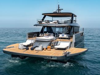 Cannes Yachting Festival 2026 : Sunreef double...