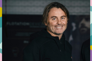Yannick Bestaven, parrain de la Mini Transat Legallais 2027
