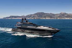 Le Riva 130’ Bellissima « Lady First » attendu au Monaco Yacht Show