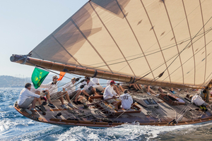 Tuiga retrouve Les Voiles de Saint-Tropez avec un équipage de haut vol