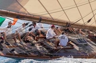Tuiga retrouve Les Voiles de Saint-Tropez avec un équipage de haut vol