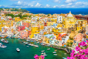 Cette île italienne aux maisons pastel est idéale pour prolonger l’été en octobre