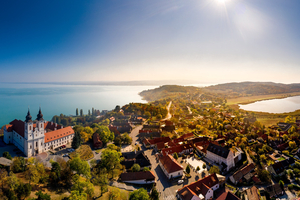 Pourquoi octobre est une excellente période pour découvrir le lac Balaton en Hongrie
