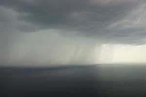 Épisode cévenol : fortes pluies, orages et conditions difficiles en Méditerranée