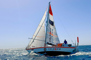 Golden Globe Race 2026 : Damien Guillou et Pat Lawless prennent le large dans un Atlantique sans pitié
