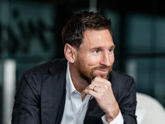 Lionel Messi commande un catamaran de luxe...