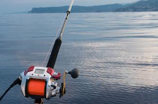 Moulinets électriques : gadget pour pêcheurs fortunés ou véritable révol...
